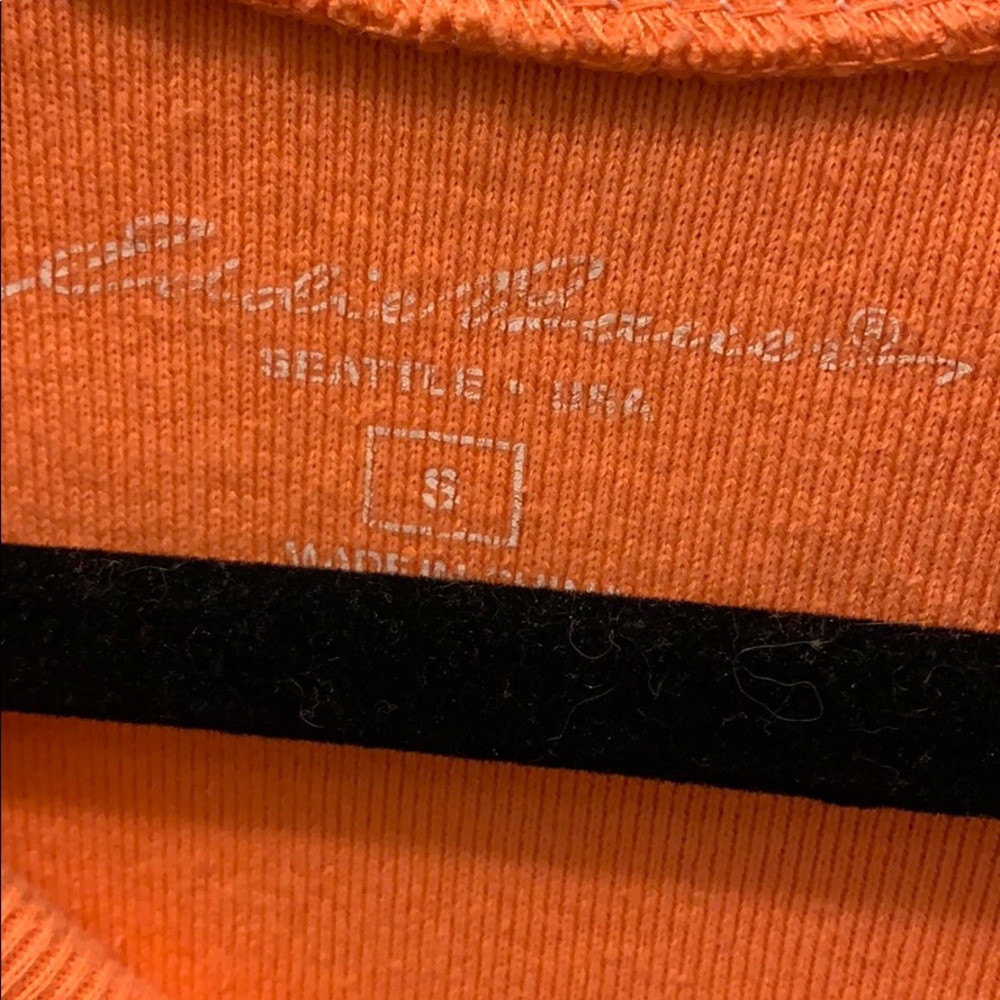 Eddie Bauer small orange sweatshirt - Picture 3 of 3
